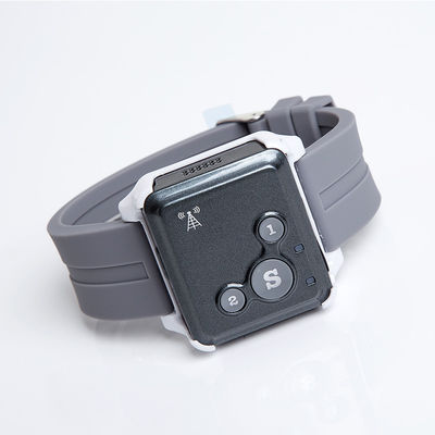 Mini botão móvel barato rf-v18 do perseguidor SOS da G/M do perseguidor do lugar do telefonema da G/M